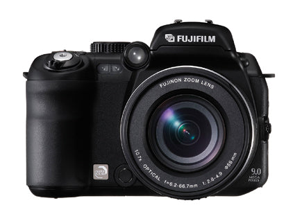 Fujifilm FinePix S9000 Bridge Camera