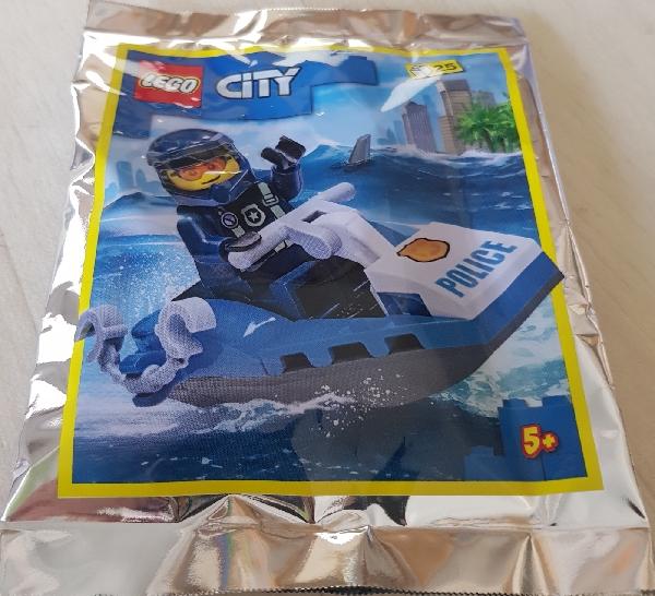 Policeman with Jet Ski #952207