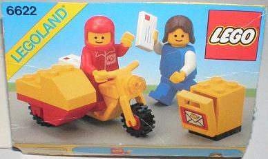 Mailman on Motorcycle #6622
