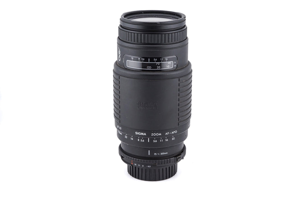 75-300mm f/4.5-5.6 AF