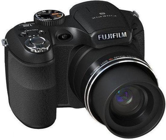 Fujifilm FinePix S1800 Bridge Camera