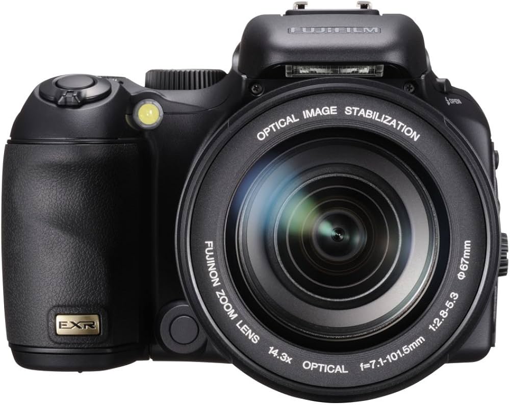 Fujifilm FinePix S200EXR Bridge Camera