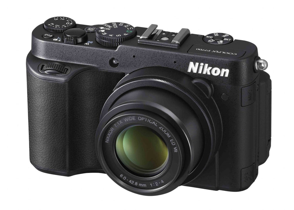 Nikon Coolpix P7700 - Compact Camera