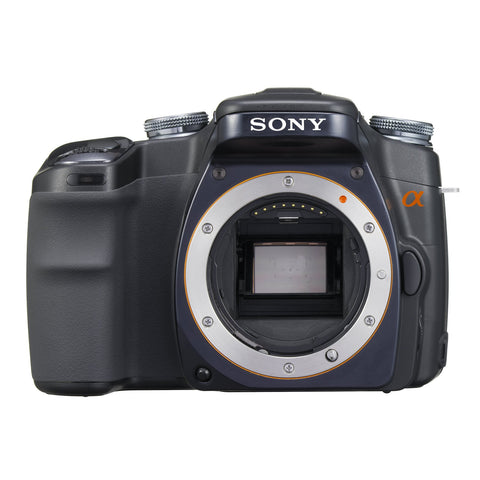 Sony Alpha 100 (DSLR-A100) (Body) DSLR Camera