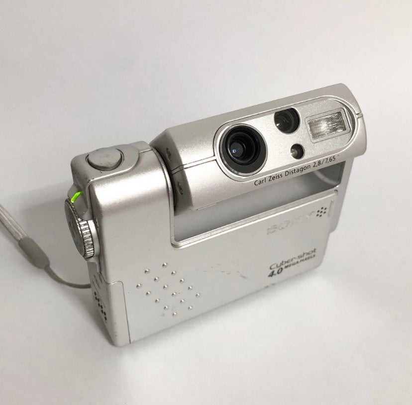 Cyber-shot DSC-F77 - Compact Camera