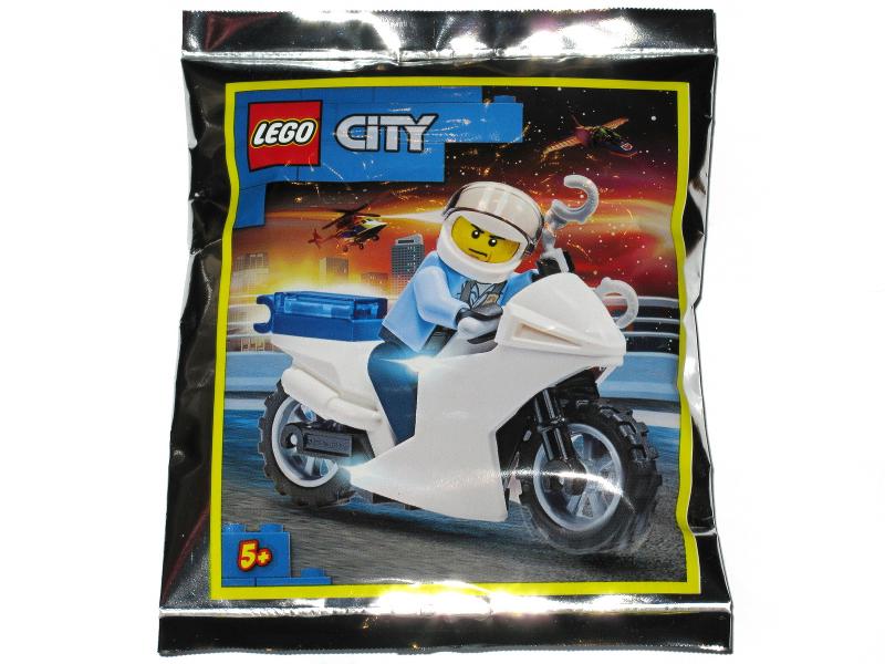 Policeman and Motorcycle #952001