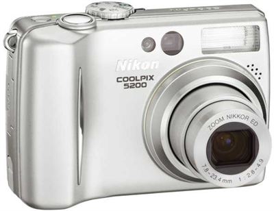 Nikon Coolpix 5200 - Compact Camera