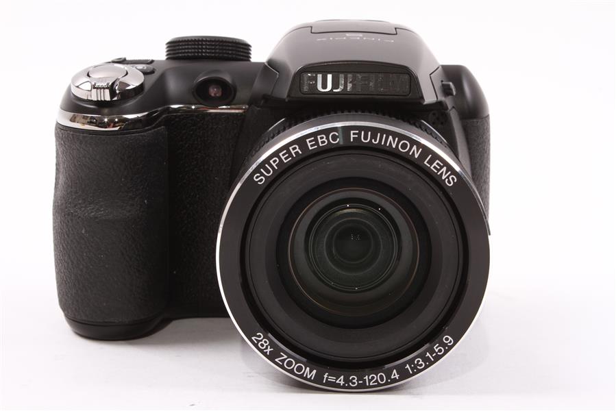 Fujifilm FinePix S4400 Bridge Camera