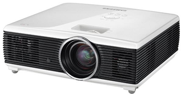 Samsung SP-F10M XGA (1024x768) Projector