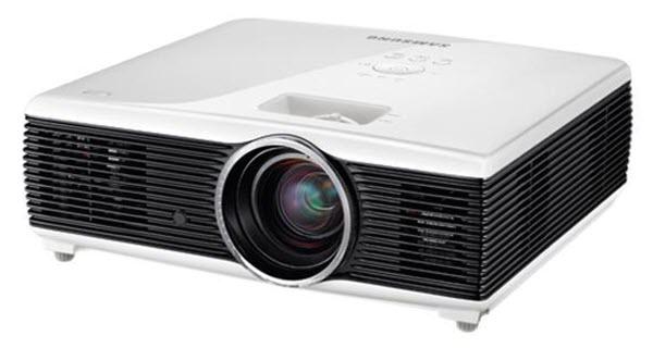 Samsung SP-F10 XGA (1024x768) Projector
