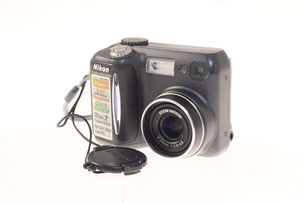 Coolpix 885 - Compact Camera